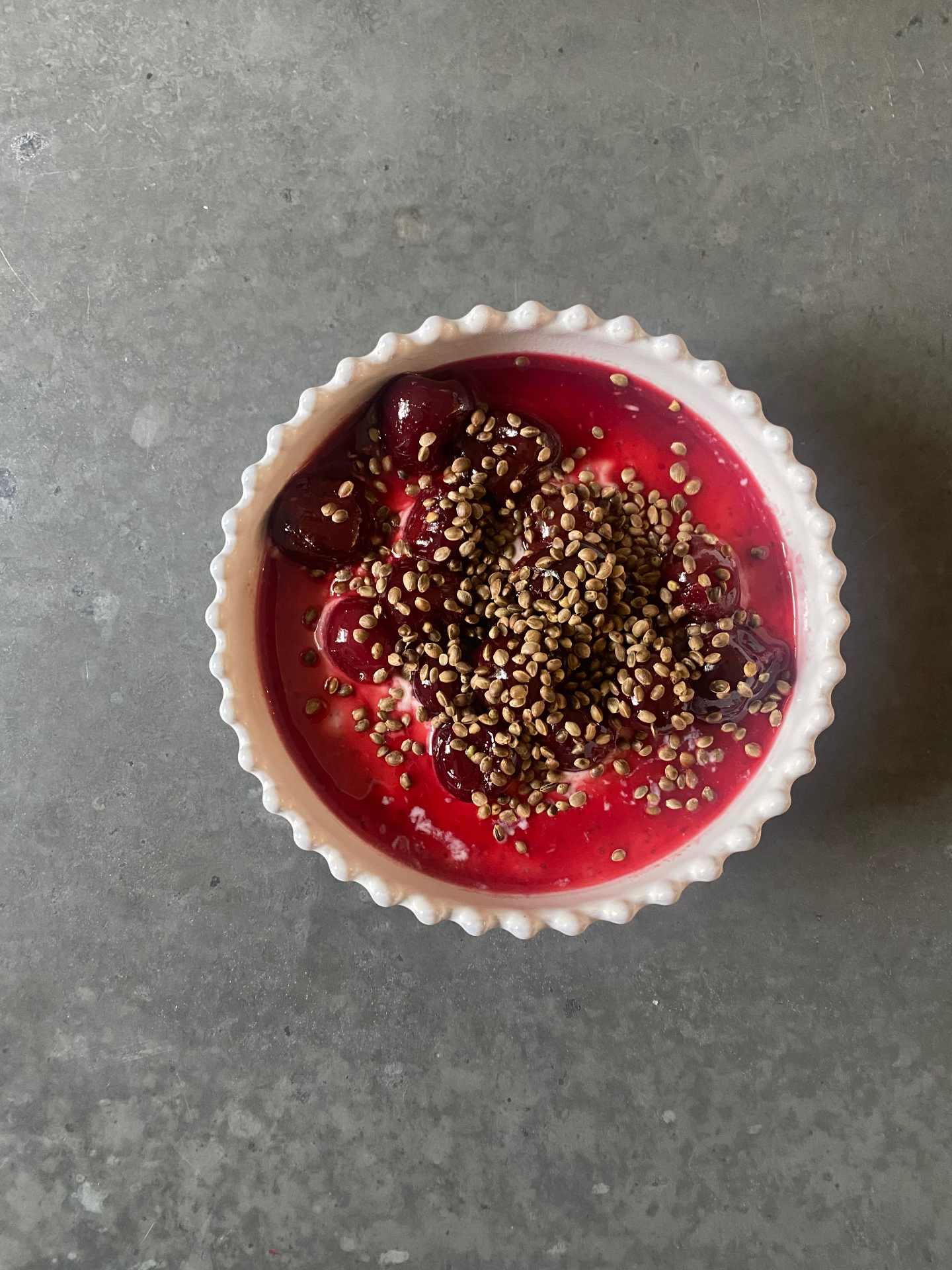 Breakfast bowl - cherries