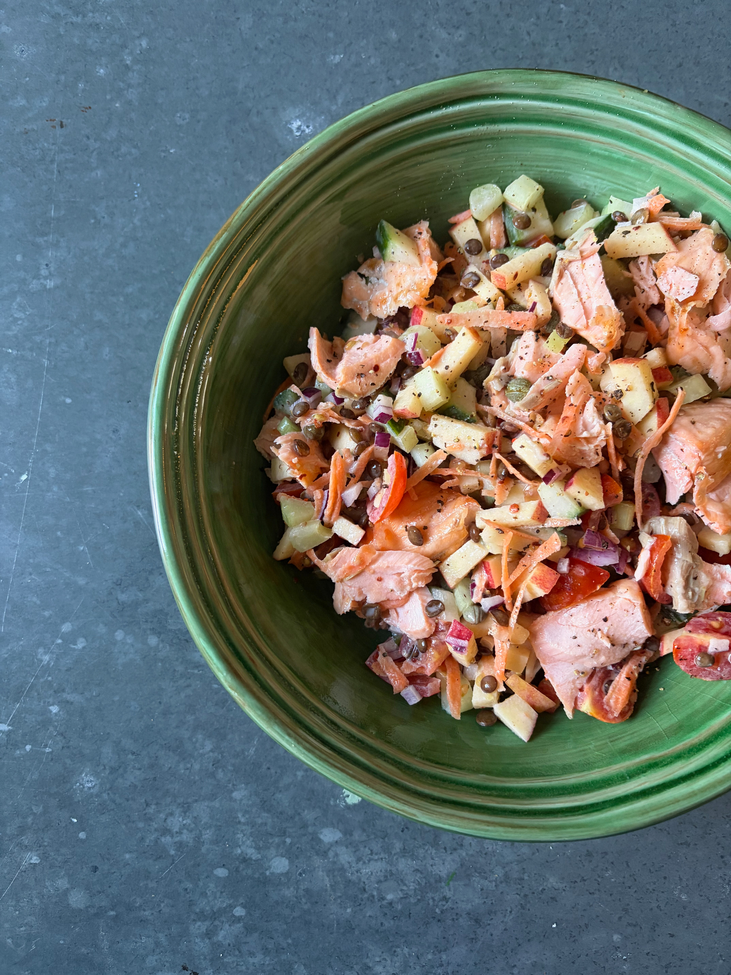 Salmon, apple & lentil salad